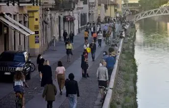 Covid Italia, Pregliasco: \"Autunno? Tranquillo con zone rosse limitate\"