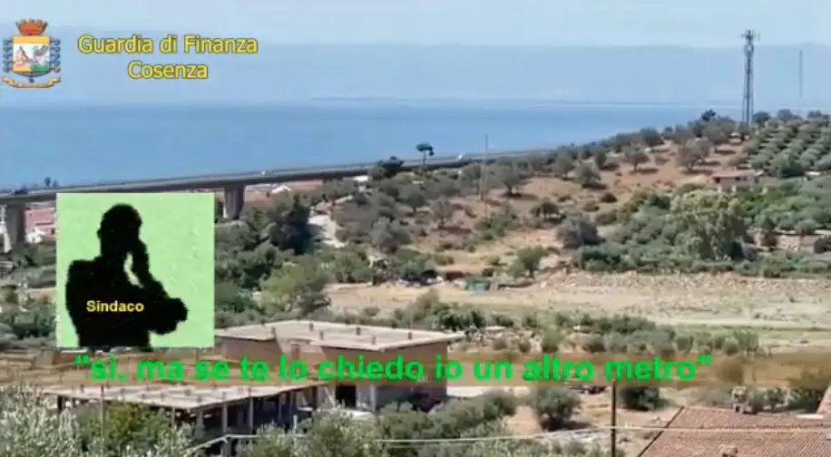 Mundo indagato, ecco le intercettazioni scottanti VIDEO