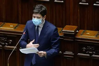 Covid, Speranza: \"Con variante Delta significativo aumento casi\"