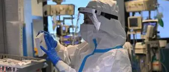 Covid, Ema: \"Allo studio anche nuove e promettenti terapie\"