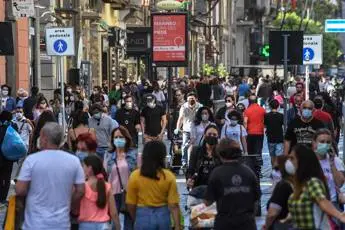 Covid oggi Italia, indice Rt sale a 0.91