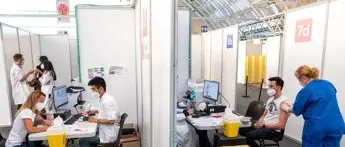 Green pass, Brusaferro: \"Due dosi sono passepartout\"