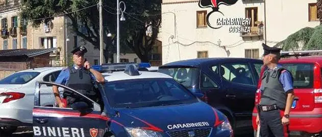 Evade dai domiciliari per comprare cocaina, 31enne arrestato dai Carabinieri
