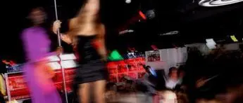 Green Pass Italia, discoteche restano chiuse