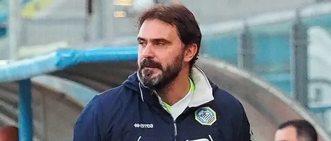 Fontana di nuovo a rischio esonero. Guarascio ha il piano-B: D'Angelo o Galderisi