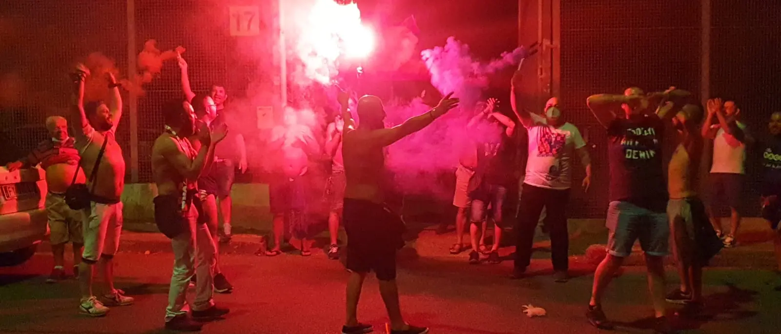 Cosenza in Serie B, Falcone e Pascali esultano. Il difensore: «Guarascio, che c...»