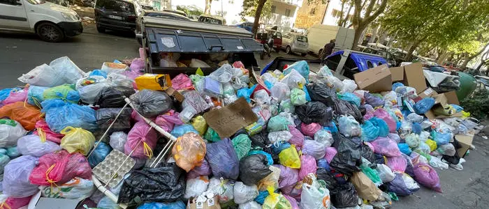 Rifiuti, il sindaco di Scalea chiede l’intervento dell'esercito