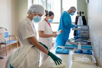 Covid oggi Italia, 6.619 contagi e 18 morti: bollettino 30 luglio