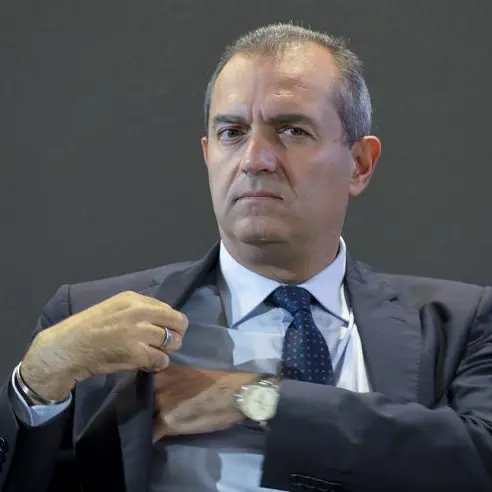 De Magistris oggi a Cosenza per la raccolta delle firme