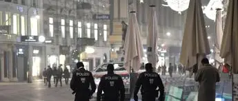 Lockdown solo per non vaccinati, idea Austria