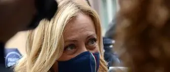 Green pass, Meloni: \"No a questo uso, sì a campagna vaccini\"