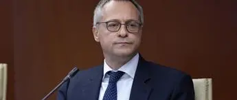 Covid, Bonomi a sindacati: \"No a scontri in fabbrica, lavoriamo tutti insieme\"