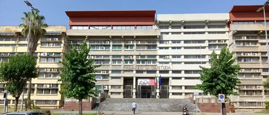 Coopservice, scontro tra accusa e difesa. Il pm: «A processo 13 imputati»