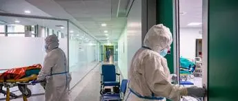 Covid oggi Italia, 5.923 contagi e 69 morti: bollettino 8 settembre