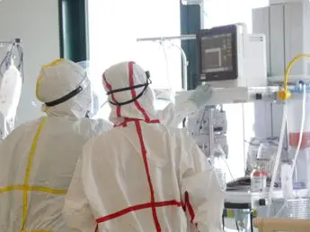 Sicilia zona gialla, \"contagi non crescono: zona arancione si allontana\"