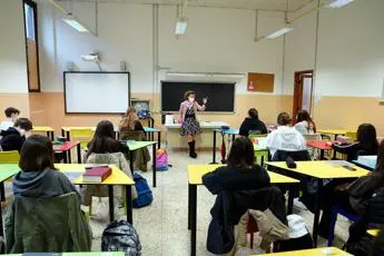 Green pass scuola, obbligo per genitori: regole fanno discutere