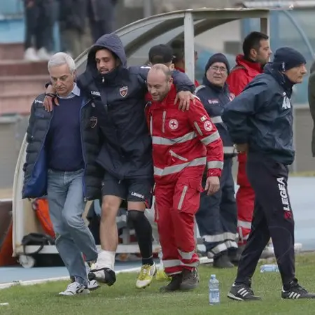 Per Arrighini distorsione con interessamento al comparto esterno