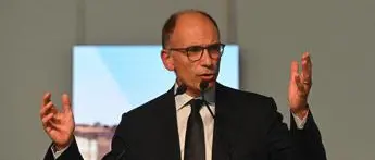 Covid, Letta: \"Chi non si vaccina è contro la libertà degli altri\"