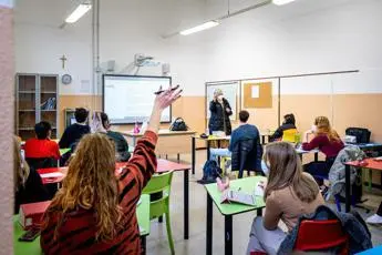 Scuola e obbligo green pass: primo giorno, regole in classe