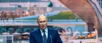 Covid, Putin verso autoisolamento: \"Molti contagi fra miei contatti\"