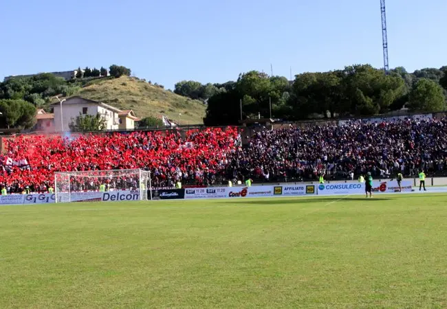 A Cosenza-Catanzaro più gente che in un match di A. E cresce la Bergamini