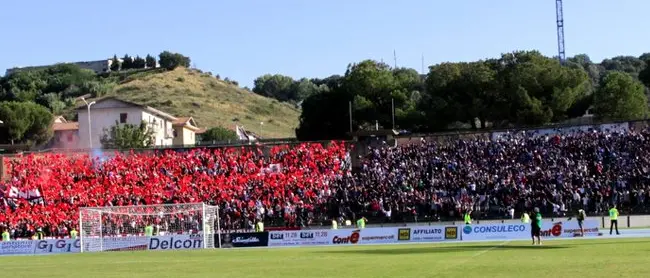 A Cosenza-Catanzaro più gente che in un match di A. E cresce la Bergamini