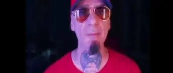 Covid, J-Ax: \"Minacce di morte da no vax, sono terroristi anti italiani\"