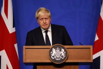 Covid oggi Gb, Johnson: \"Green Pass rimane opzione\"
