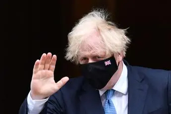 Covid oggi Gran Bretagna, Johnson: \"Green pass rimane un'opzione\"
