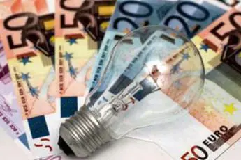 Bolletta elettrica e aumento, risparmio con mercato libero?