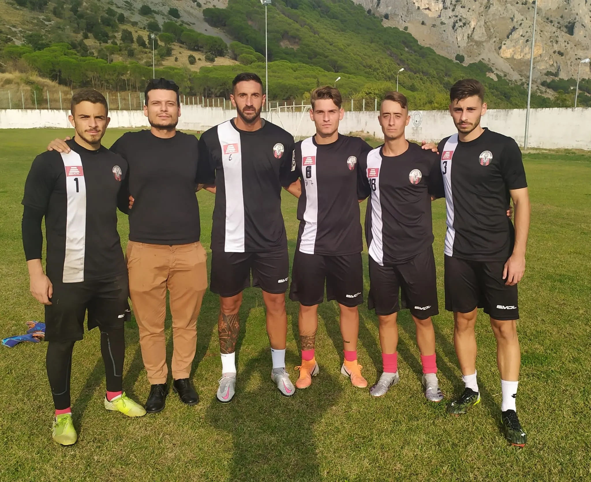 Castrovillari, altri 5 under. Ma c'è anche il ritorno di un big in difesa