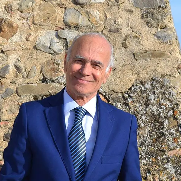 Covid, boom di contagi a Villapiana: il sindaco chiude le scuole