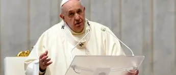 Covid, Papa: \"Negazionisti tra cardinali, uno è ricoverato\"