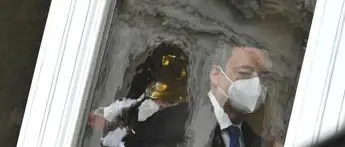 Green pass lavoro obbligatorio, scontro governo-sindacati su tamponi gratis