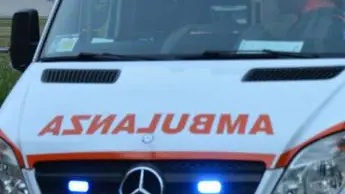 Auto fuori strada nell'Aretino, muore una 27enne