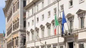 Bollette, contro aumento possibile decreto in Cdm