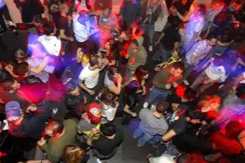 Riapertura discoteche in Italia, si decide a ottobre