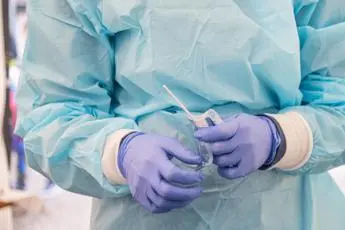 Covid, Galli: \"Parlare di cure alternative a vaccino è inaccettabile\"