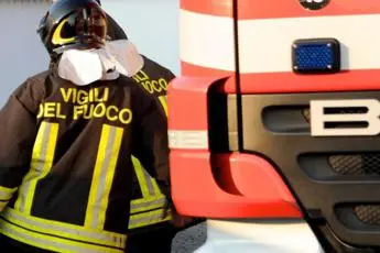 Roma, esplosione in una palazzina: c'è una vittima