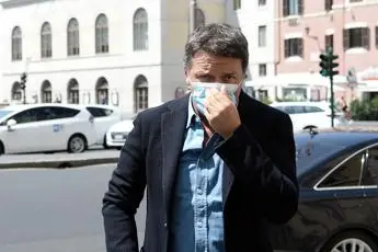 Green pass obbligatorio, Renzi: \"Chi dice no a vaccino paghi tampone\"