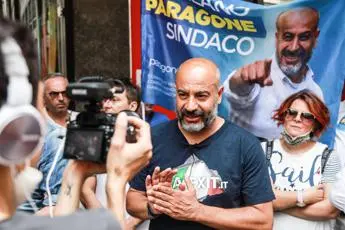 Green pass obbligatorio, Paragone: \"Entrerò in Parlamento senza esibirlo\"