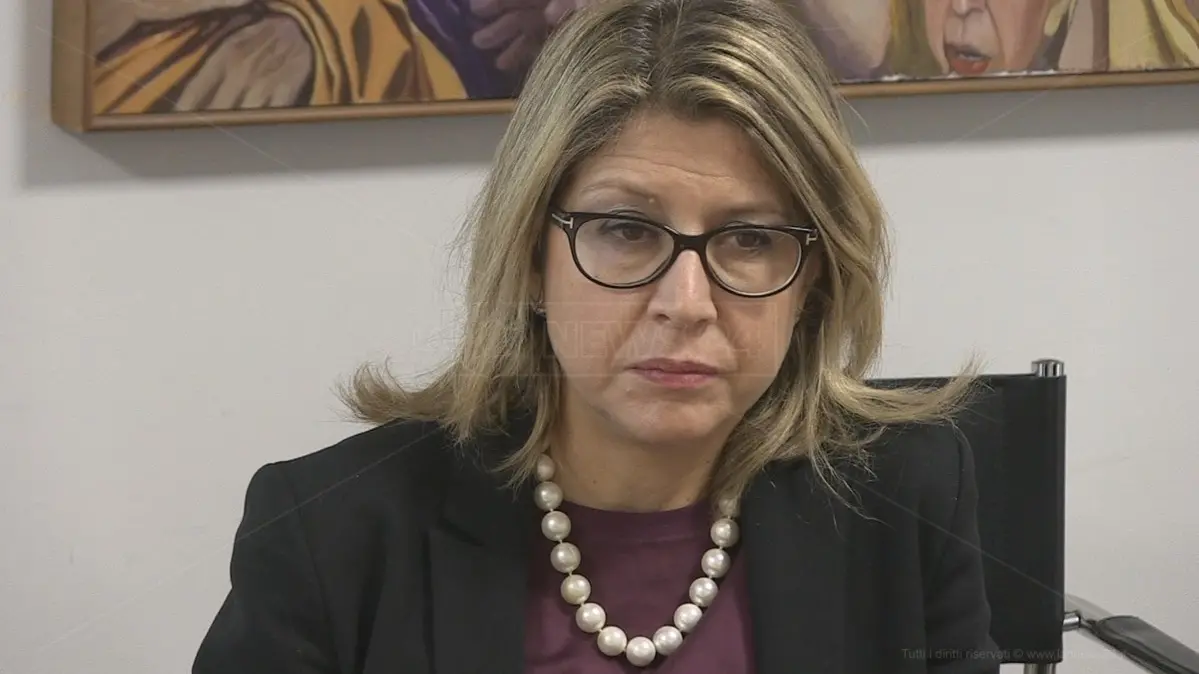 «Cosenza ormai è una semi-città che si riscalda soltanto con il calcio»