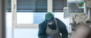 Pillola anti Covid, Richeldi: \"Ne arriveranno presto altre\"