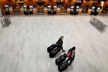 Covid oggi Nuova Zelanda, obbligo vaccinale per i viaggiatori