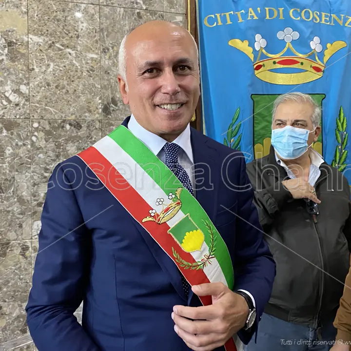 Cosenza, la Giunta entro sabato. Il 22 novembre il primo Consiglio comunale?