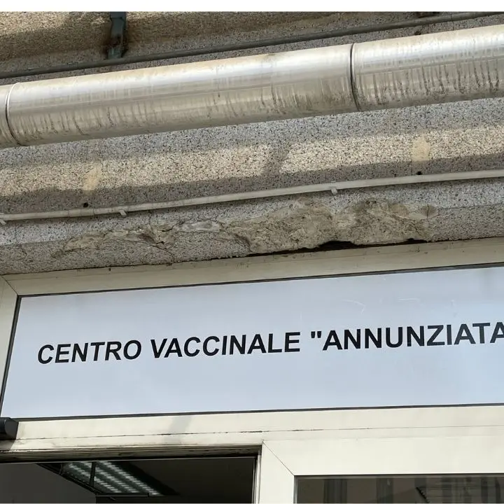 Ospedale di Cosenza, vax day pediatrico e per adulti: ecco quando