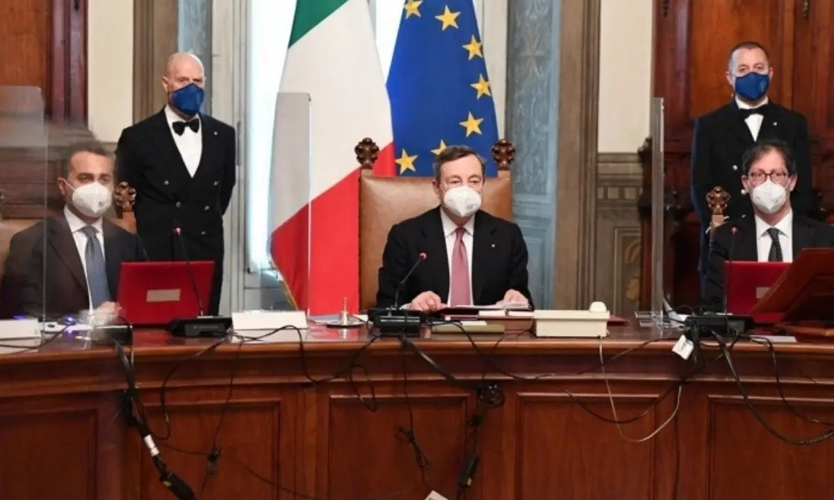 Guerra Ucraina-Russia, l'Italia sosterrà le autorità governative di Kiev