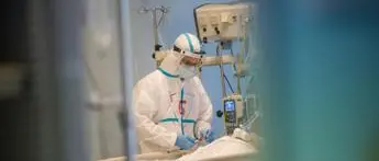 Covid oggi Italia, \"in vaccinati -77% rischio contagio e -93% di ricovero\"