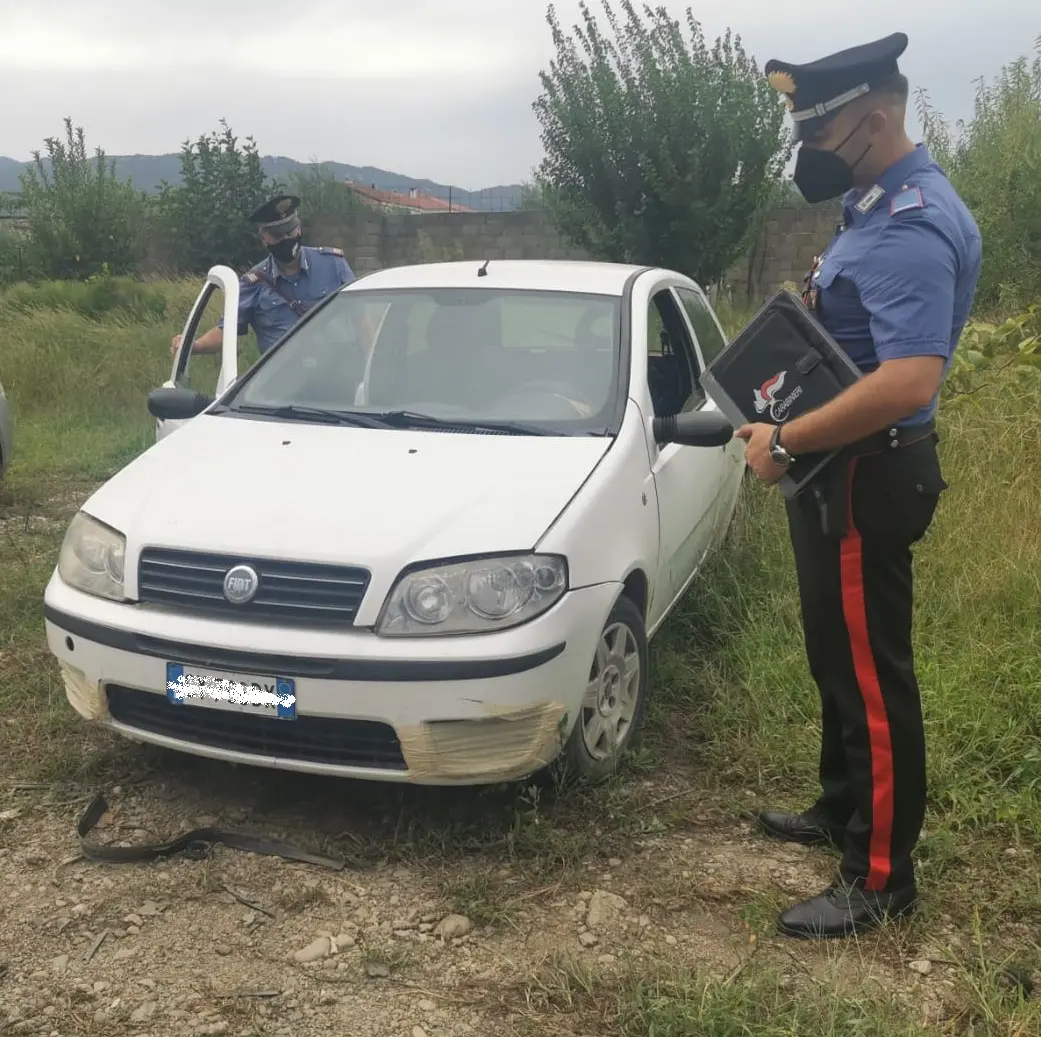 Controlli dei Carabinieri a Boscarello: denunciato un extracomunitario