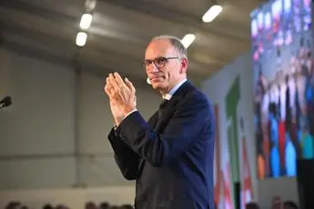 Green pass, Letta: \"Salvini doveva dettare linea, ma è all'angolo\"
